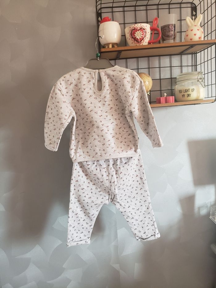 Ensemble 🎀 Kiabi 12 mois 5€ - photo numéro 7