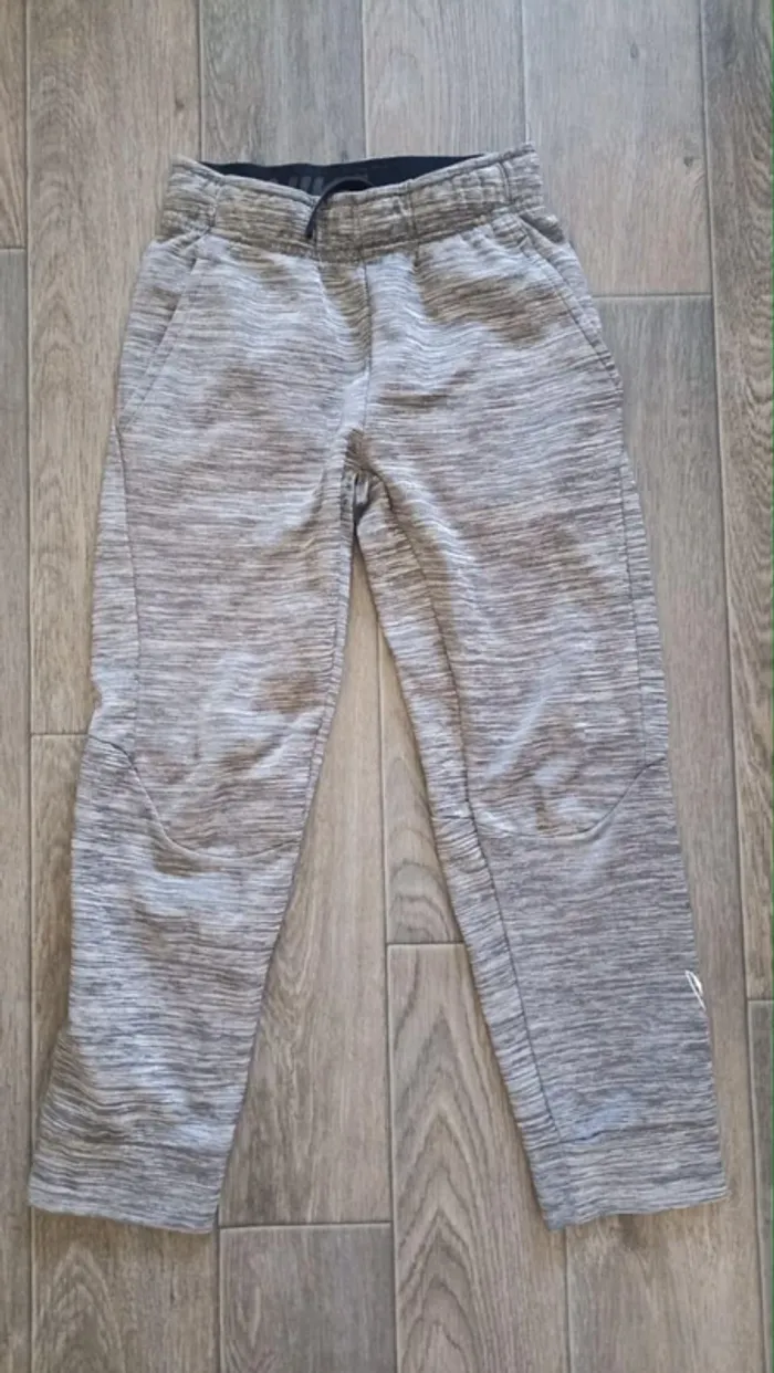 pantalon de sport jogging dri-fit 9 ans gris clair Nike