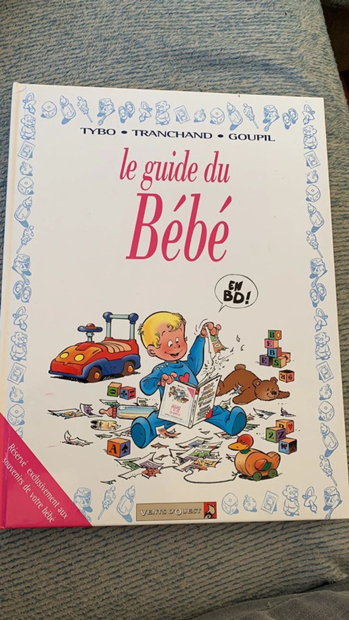 Le Guide du Bébé en BD