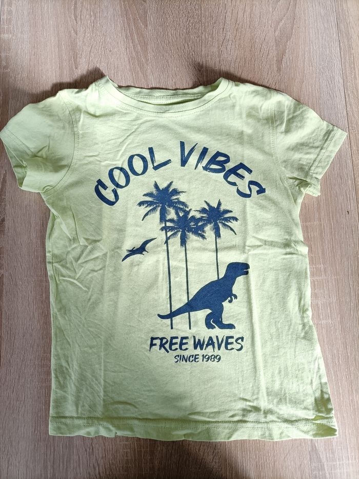 Tee shirt jaune clair - 6 ans garçon