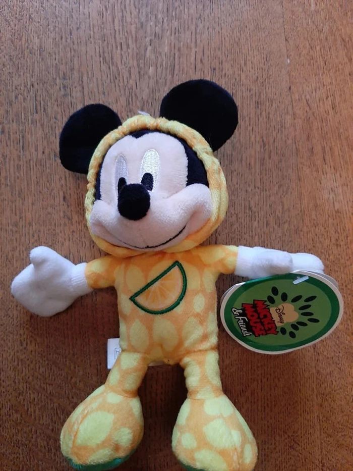 peluche doudou Mickey fruit Disney