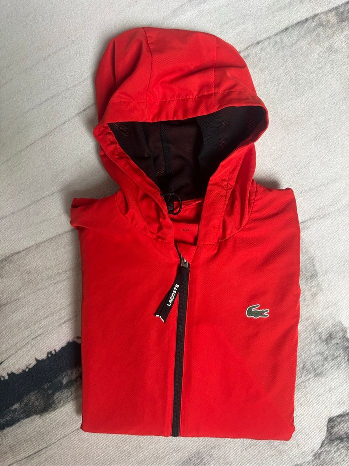 Veste Lacoste d’extérieur/survêtement rouge et noir taille S 46/48 - photo numéro 2