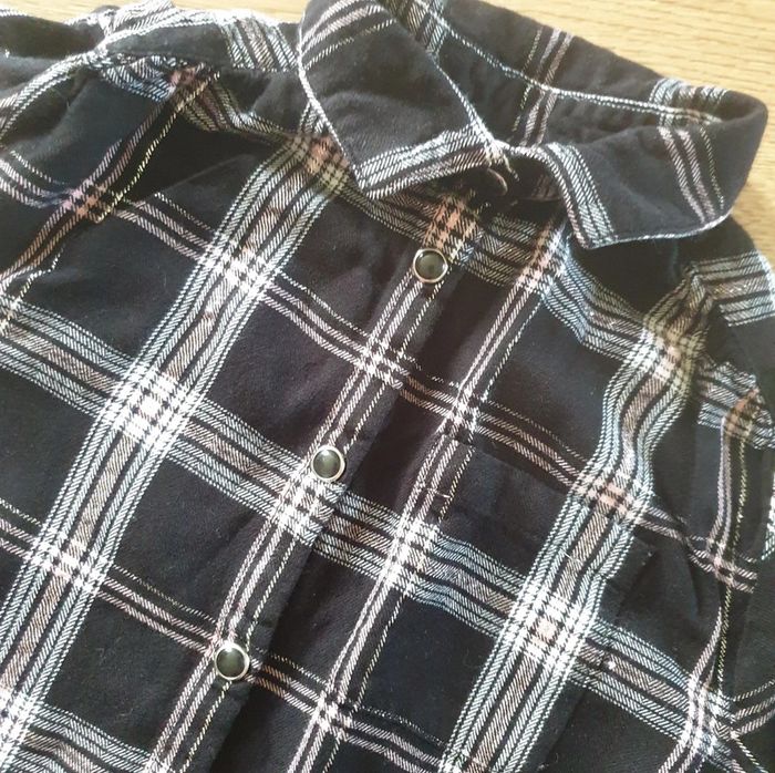 🩷 Chemise à carreaux 4 ans Kiabi #emyfleury_4ansfille - photo numéro 2