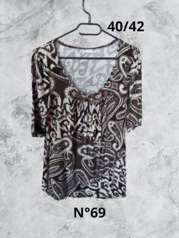 N°69 Haut noir/beige T40/42. Camaïeu.