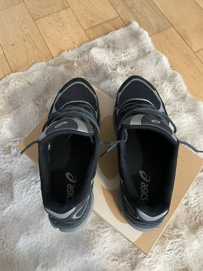 Asics GEL NYC Taille 45 - photo numéro 4