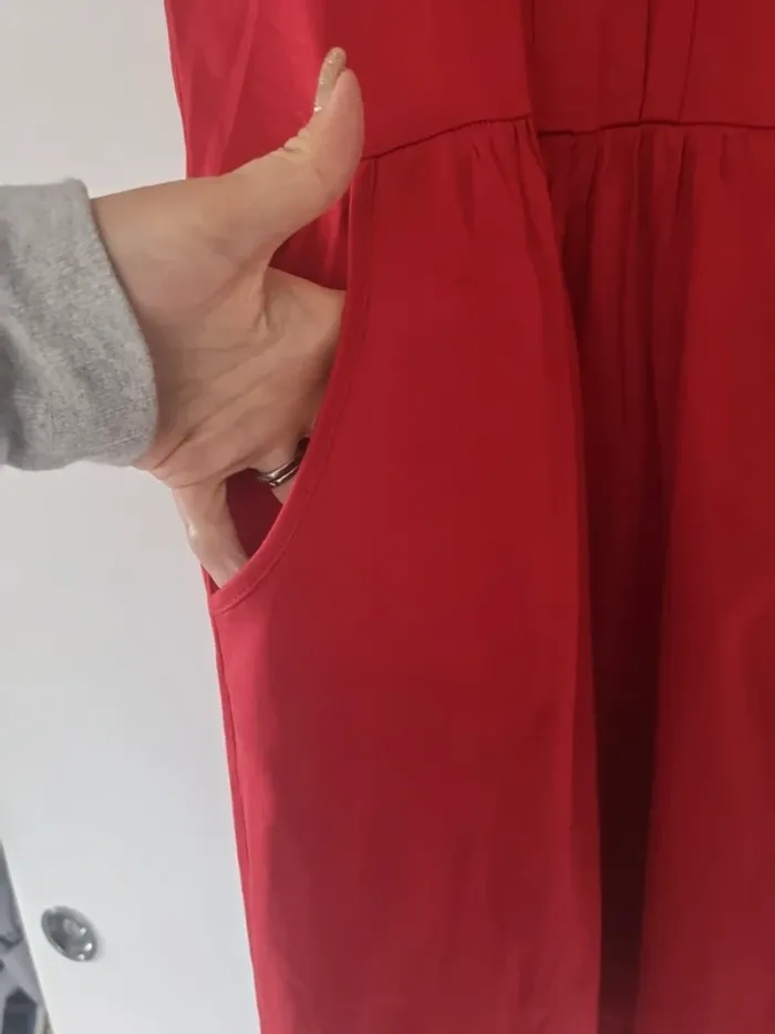 Robe rouge - photo numéro 2