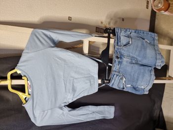 ensemble fille composé d'un haut jennyfer xxs et d'un short kiabi xxs