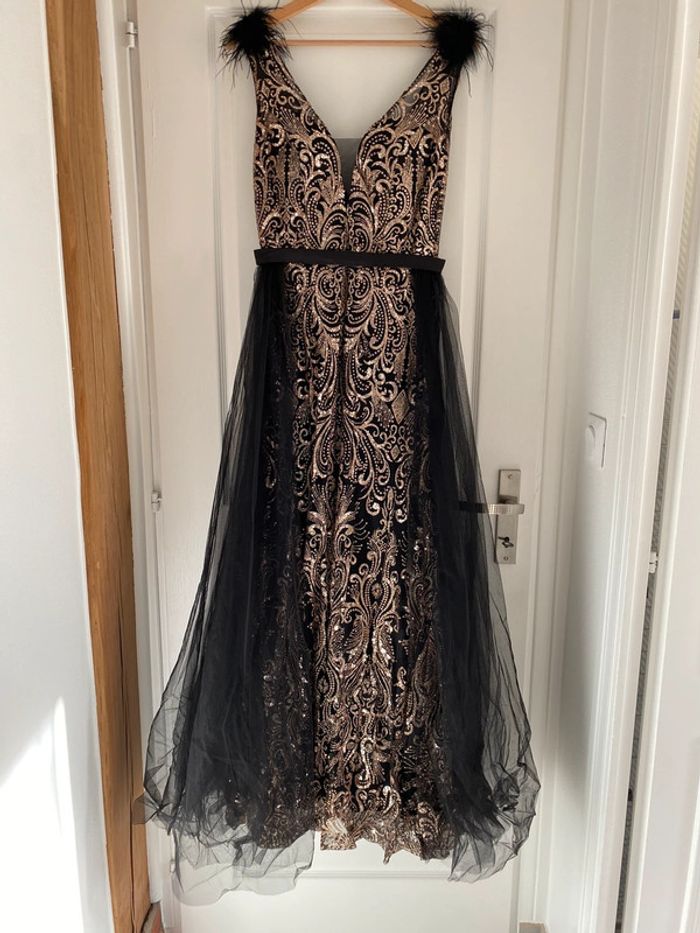 Robe de soirée noir et pailletée or S