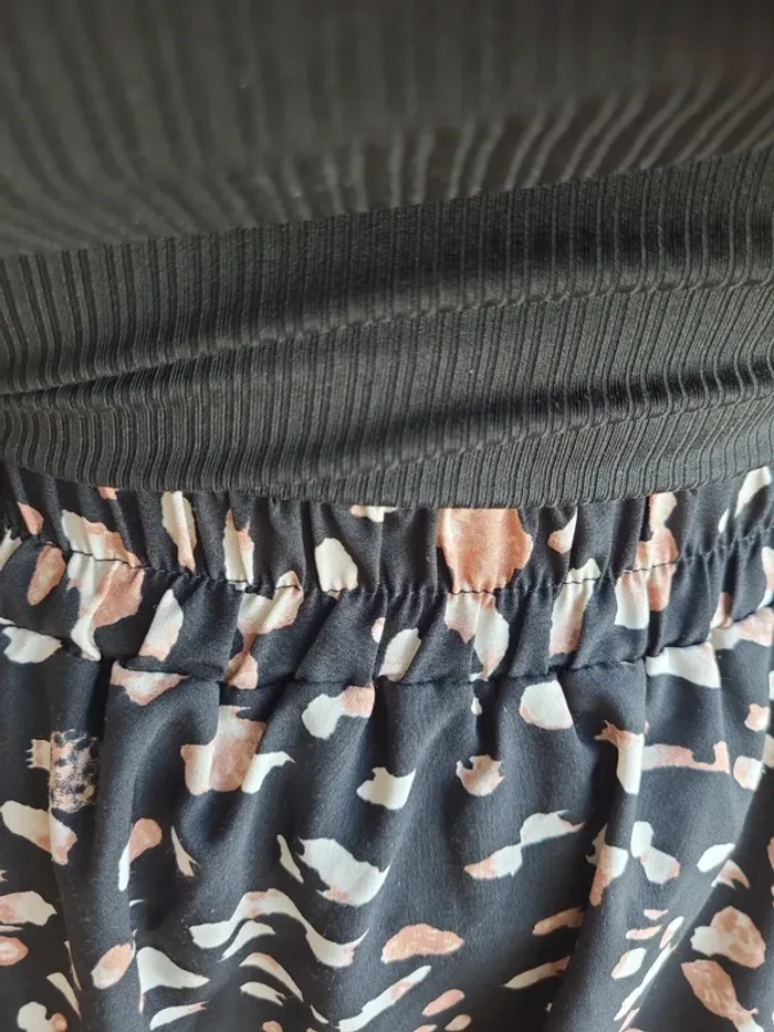 Ensemble t-shirt noir et jupe longue - photo numéro 5
