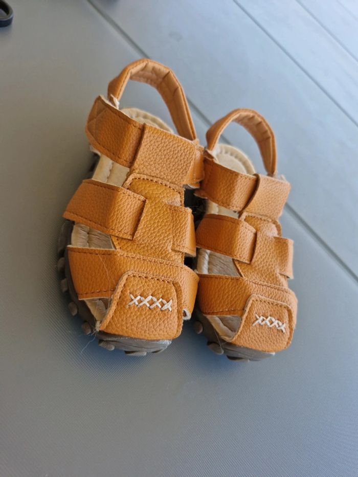 Sandales 27 - photo numéro 3