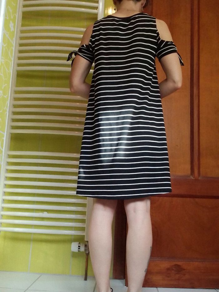 Robe femme bleu marine rayés - photo numéro 7