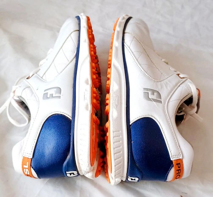 Chaussures baskets pour homme taille 42.5