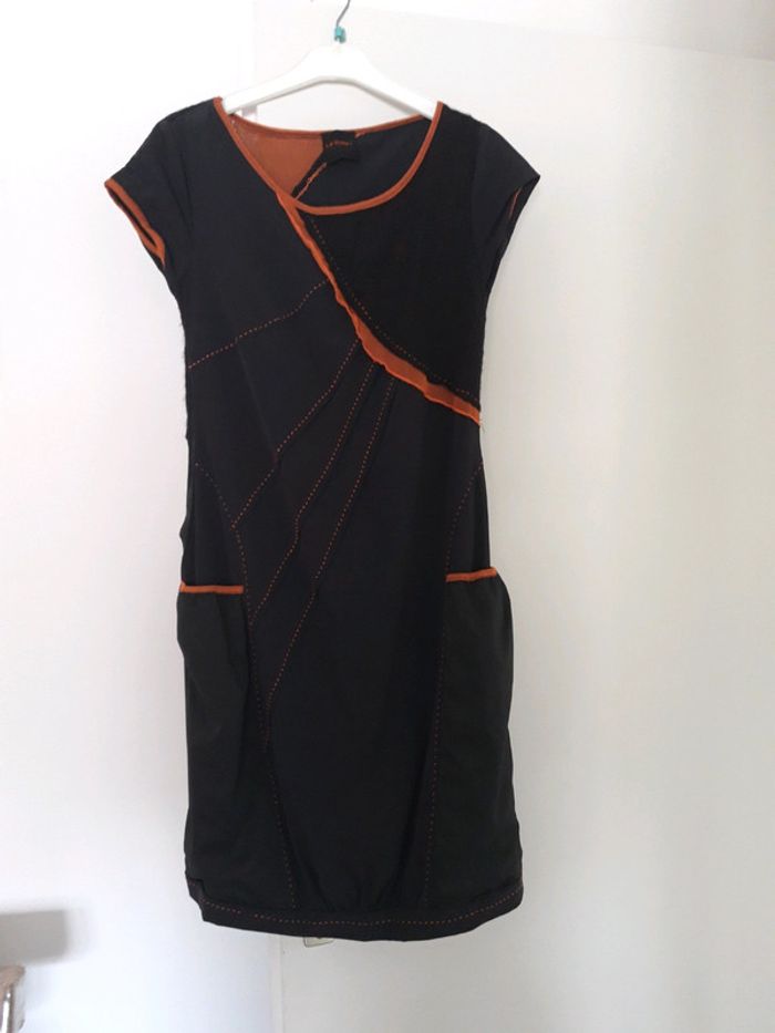Robe noire femme