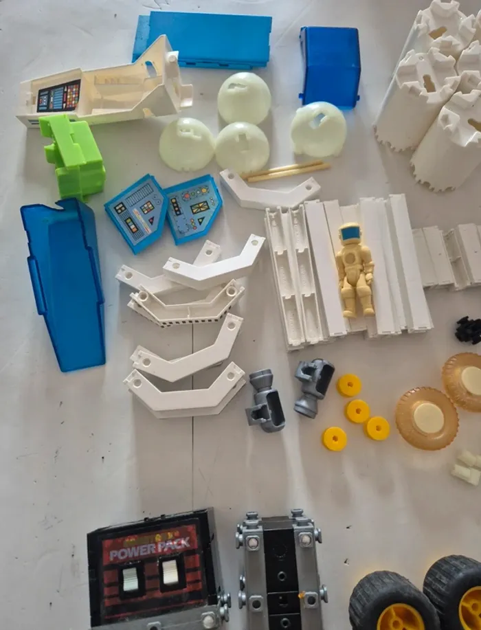 Lot divers pièces construx action space 587, et 6100/6150 - photo numéro 3