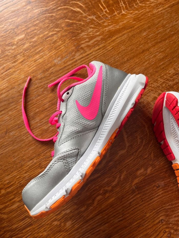 Baskets Nike,  Pointure 38 - photo numéro 6