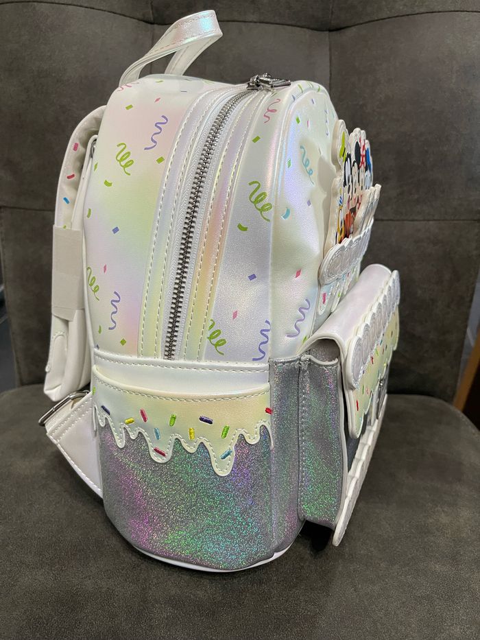 Disney Loungefly Mini Sac A Dos 100 Celebration Cake - photo numéro 2