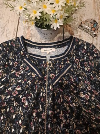 Veste à fleurs 🌸 grain de malice