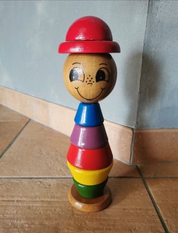 Jeu d’éveil en bois