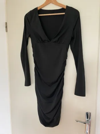 Robe noire grande taille