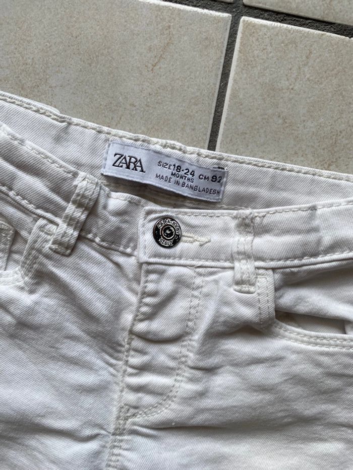 Lot de 2 jeans fille Zara 92cm gris blanc - photo numéro 4