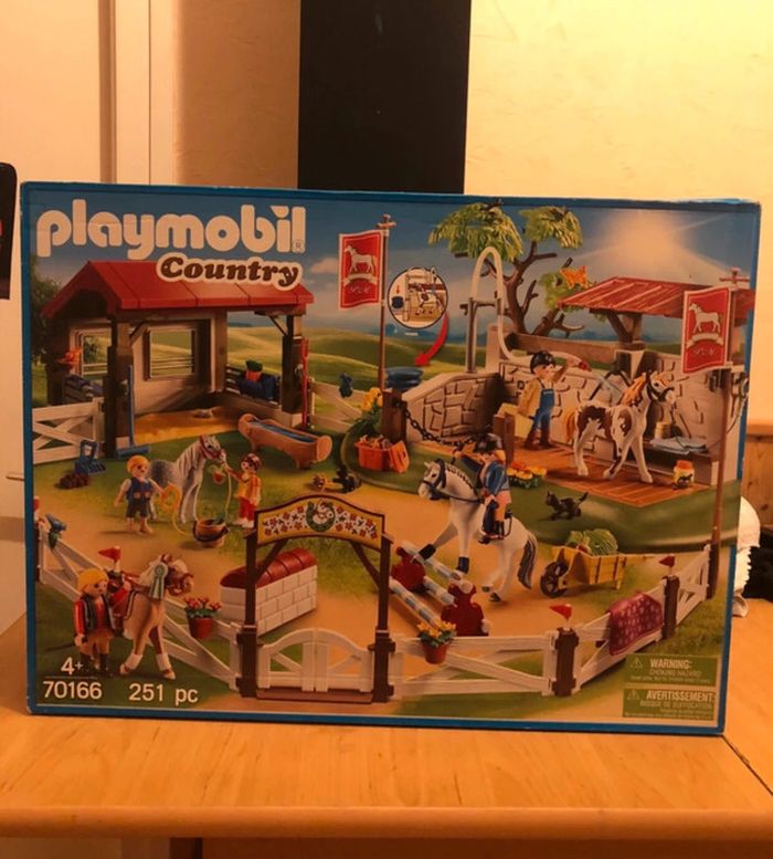 PLAYMOBIL 70166 NEUF Country Poneys