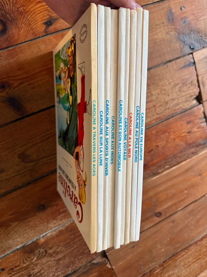 TBE - Lot de 9 livres Caroline bd Grands albums Hachette anciens vintage blanc - photo numéro 7