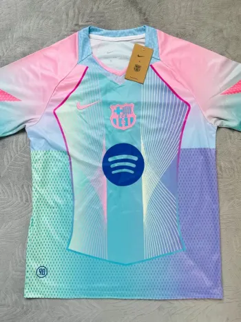 Maillot concept foot Barça bleu rose taille M