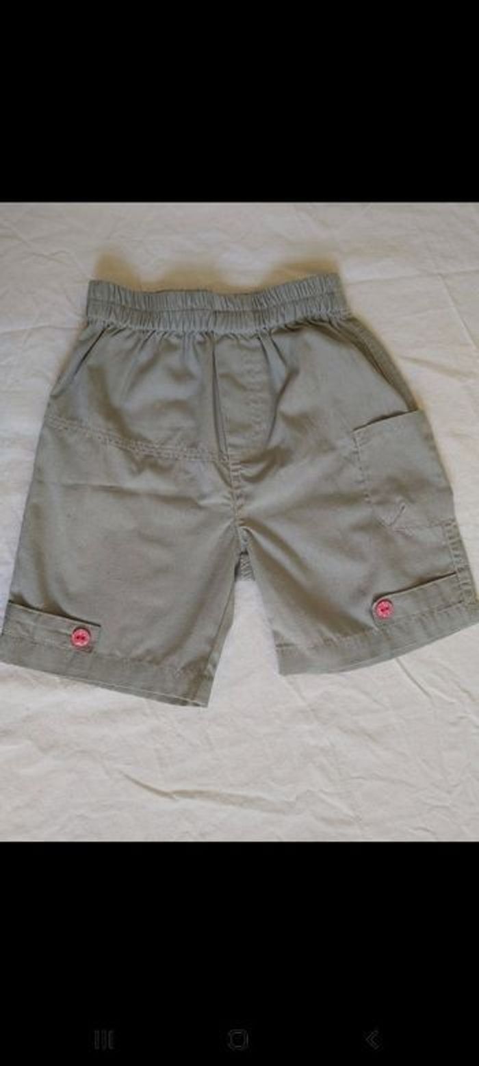 Short 23 mois - photo numéro 3