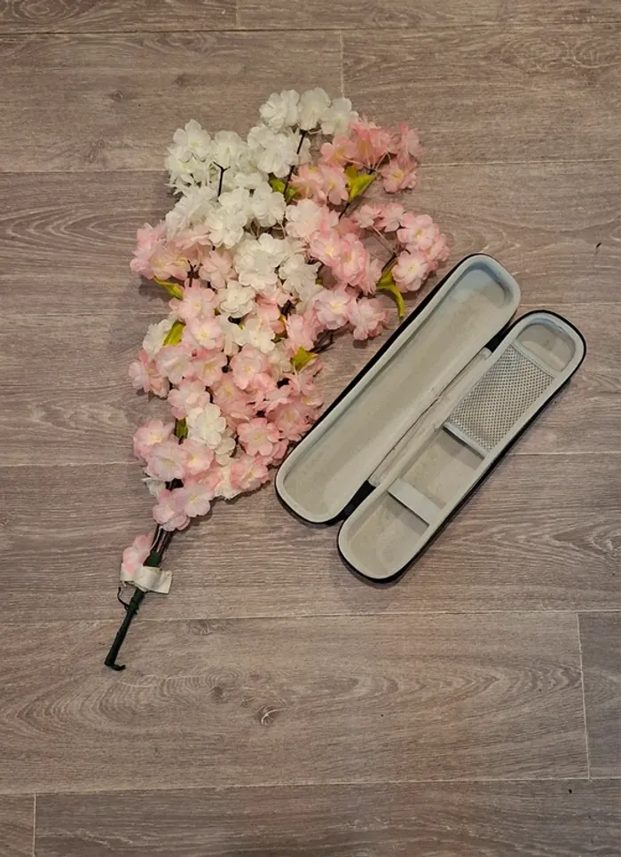 💄Superbe étui de rangement lisseur💄 - photo numéro 4