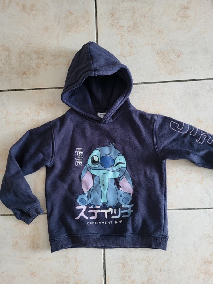 Disney- sweat à capuche Stitch 8 ans