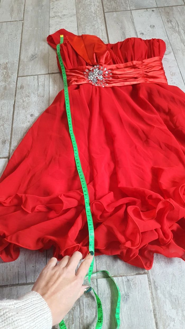 Magnifique robe dolce vitæ taille 38 mais convient à un 34 en très bon état - photo numéro 8