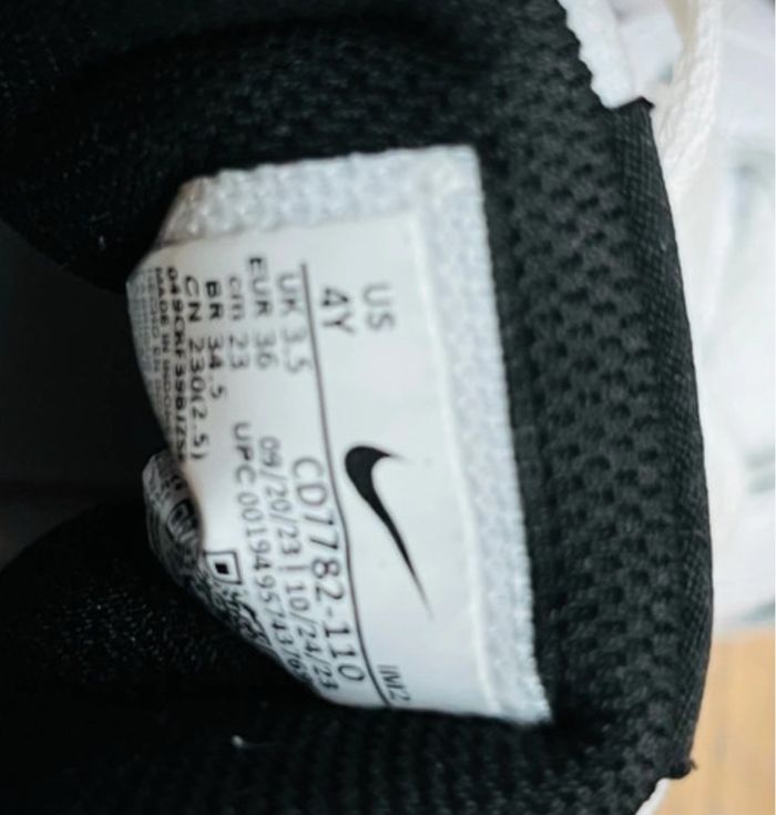 baskets Nike - photo numéro 3