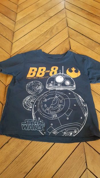 T shirt bb 8 taille 5/6 ans