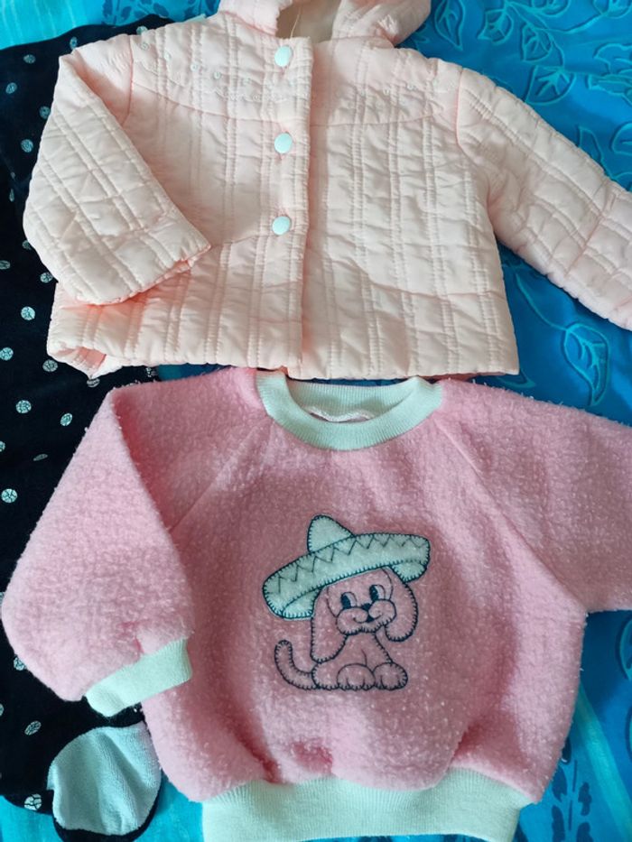 Pyjama, veste, pull 6 mois - photo numéro 2