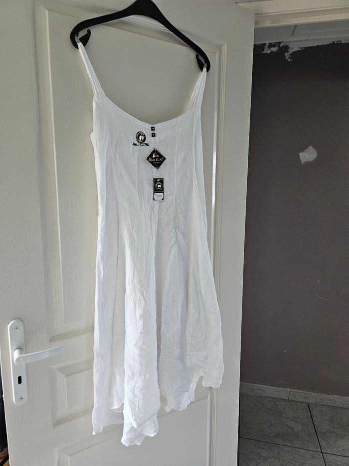 Robe femme - photo numéro 2