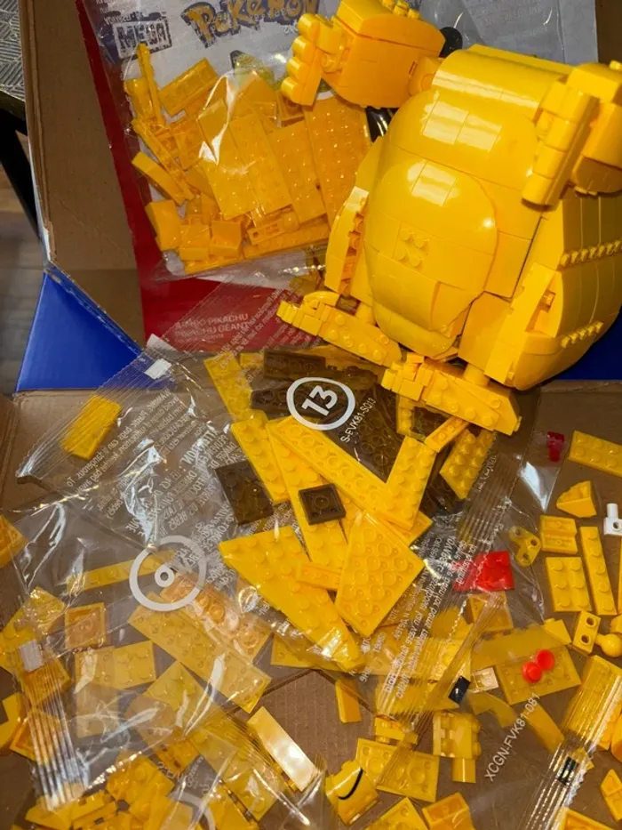 Pikachu mega mattel - photo numéro 4