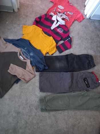 Lot panralon et t shirts