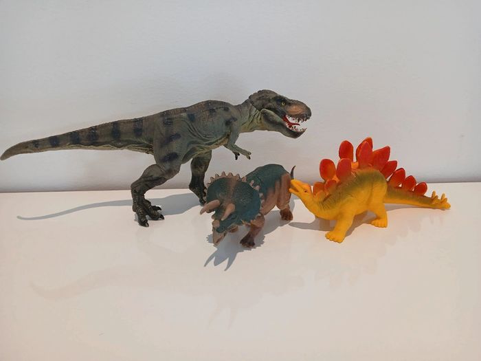 Lot de 3 dinosaures