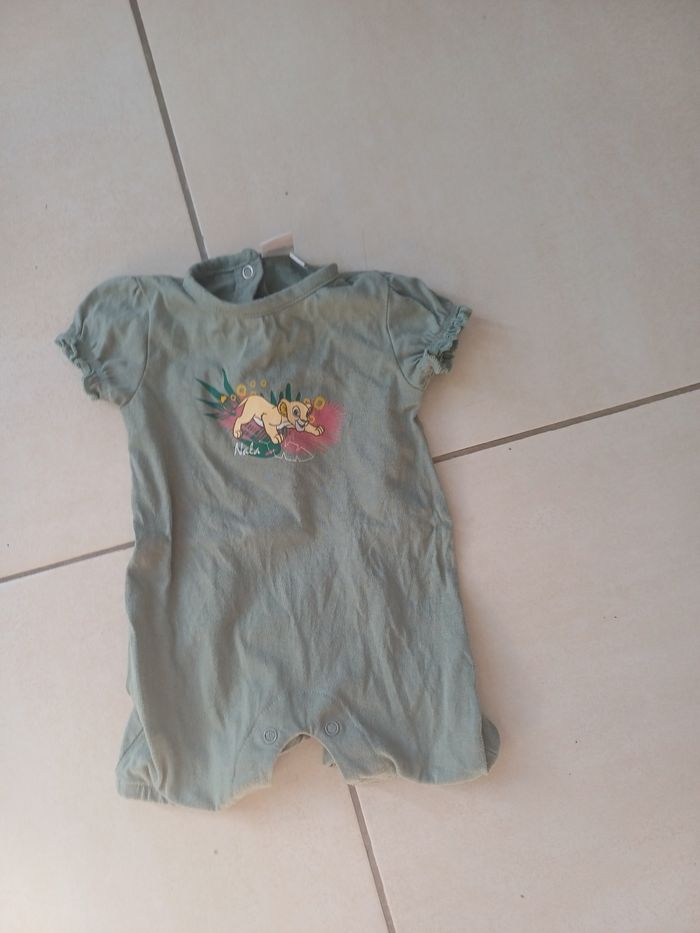 Combi short bébé fille le roi lion
