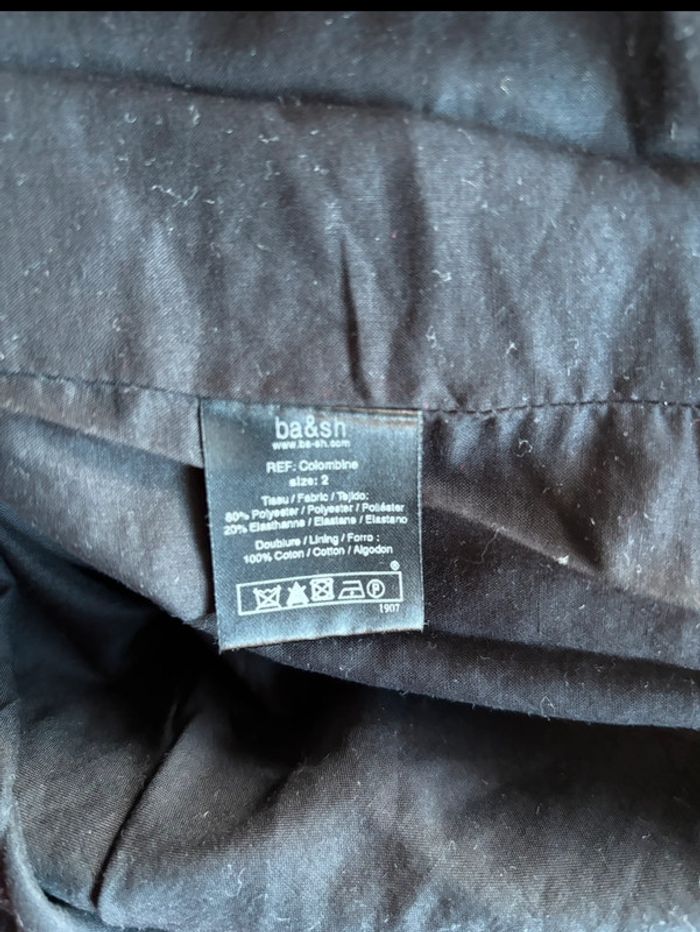 Élégante robe noire  texturée ba&sh 38 - photo numéro 11
