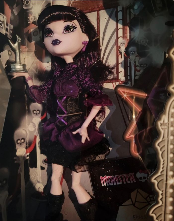🦇🌟 Monster High Elissabat Hauntlywood – Rare Collector NIB (2014) - photo numéro 3