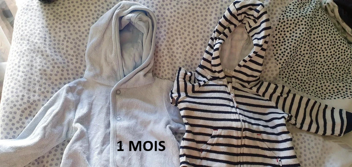 Lot de gilets 1 mois