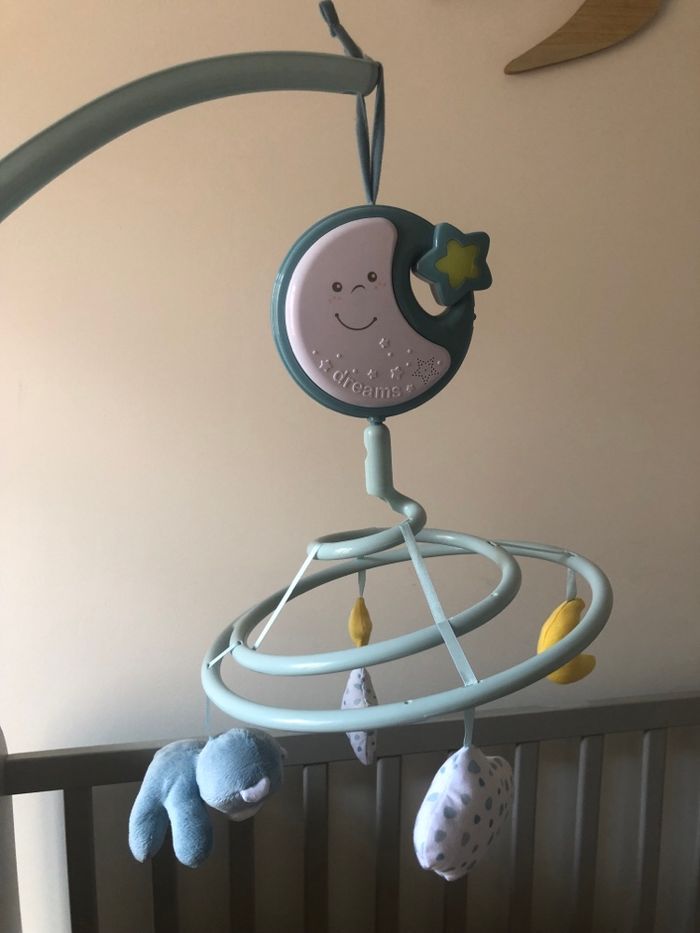Mobile musical bébé - photo numéro 7