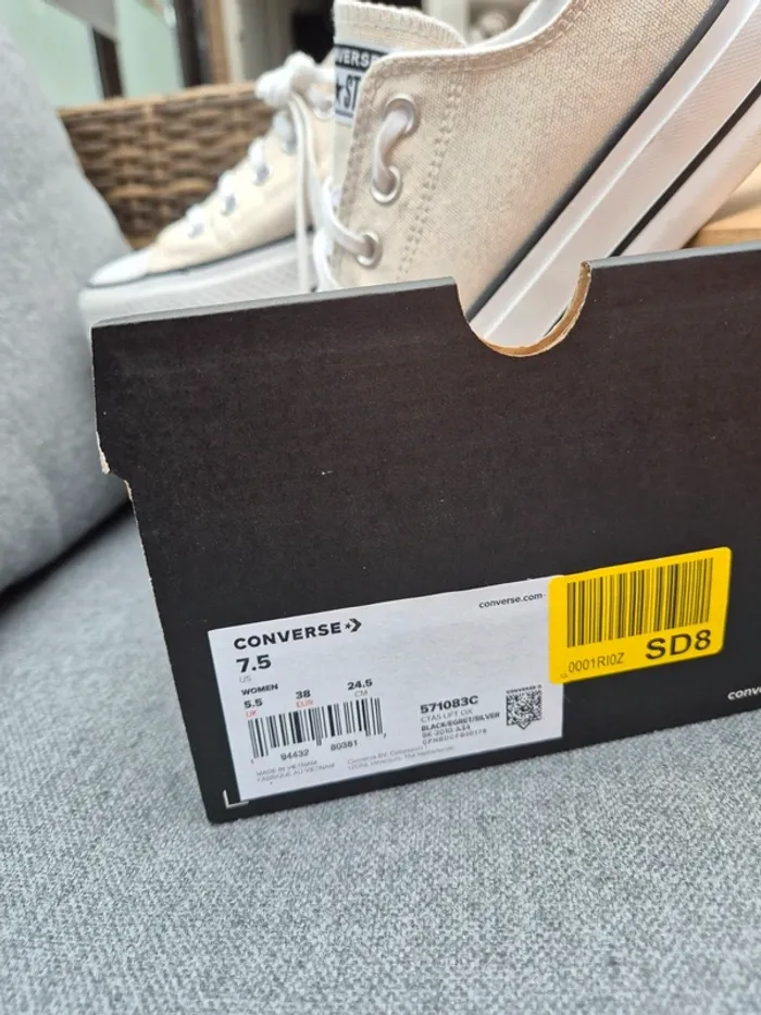 Converses taille 38 - photo numéro 3