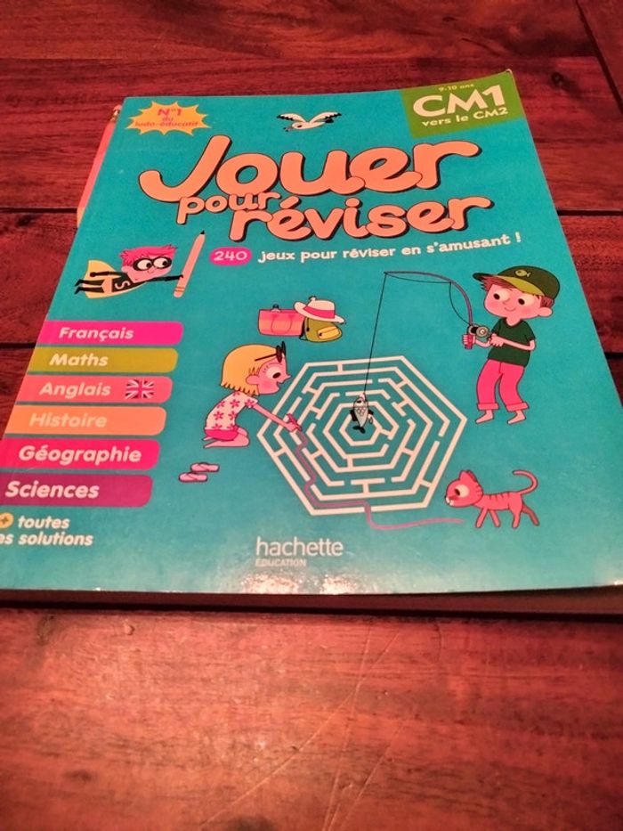 Livre magazine neuf jouer pour réviser du cm1 vers le cm2 9/10 ans hachette éducation