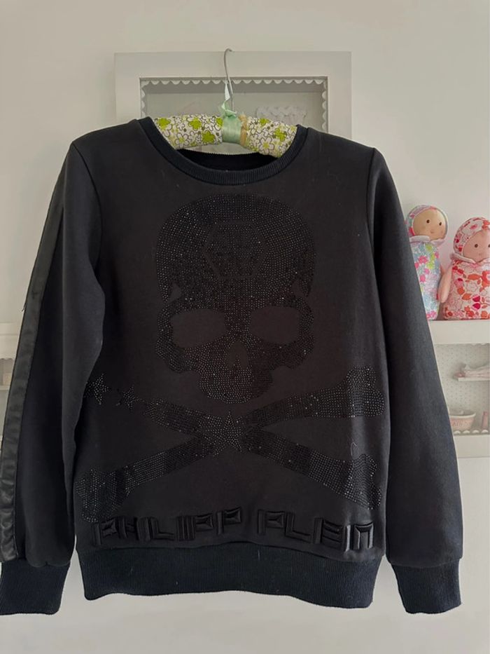 Sweat tête de mort strass  PP