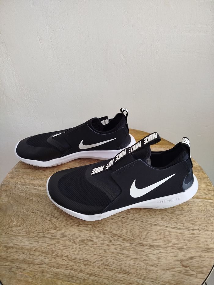 Baskets Nike T38