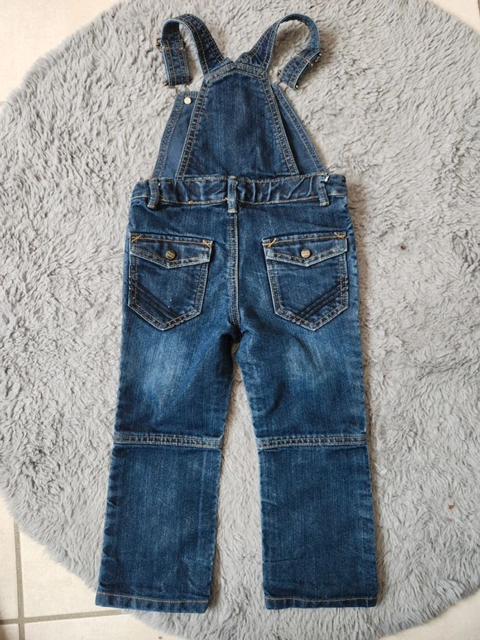 Salopette en jean 3 ans - photo numéro 2