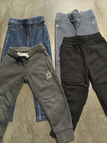 Lot pantalon fille 3 ans