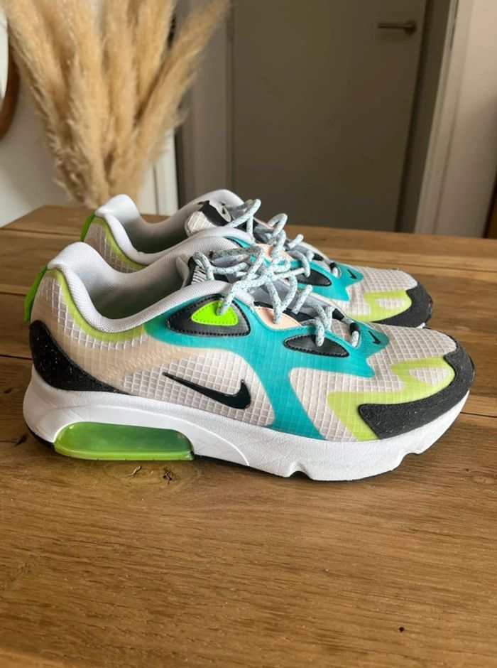 Nike Air Max 200 Blanc Vert Electrique Oracle Aqua